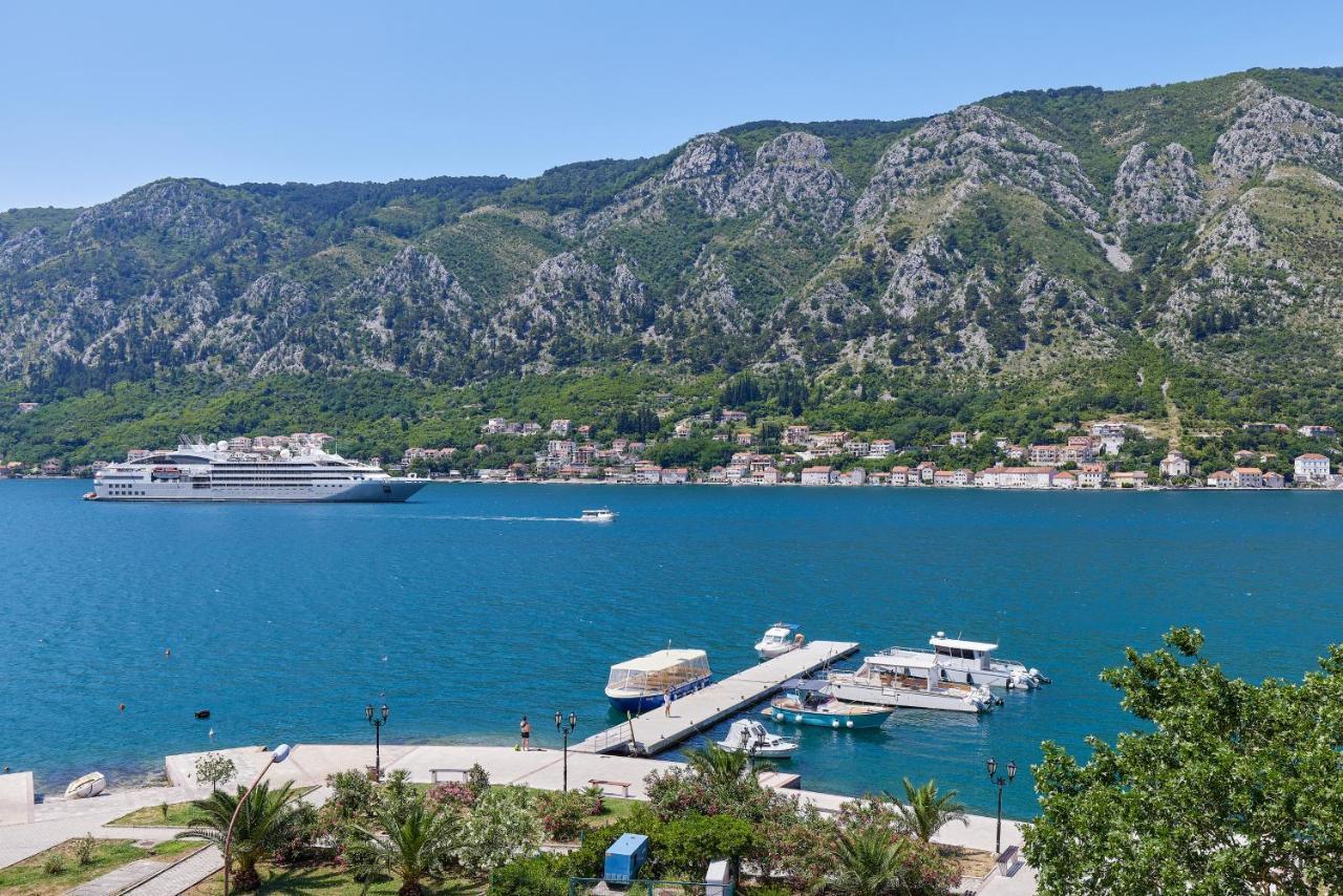 Apartment Plagenti With Sea View Kotor Exterior photo