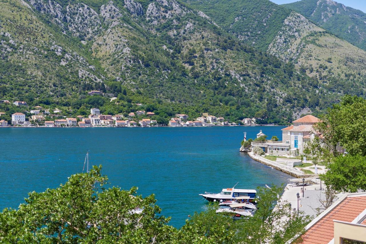 Apartment Plagenti With Sea View Kotor Exterior photo